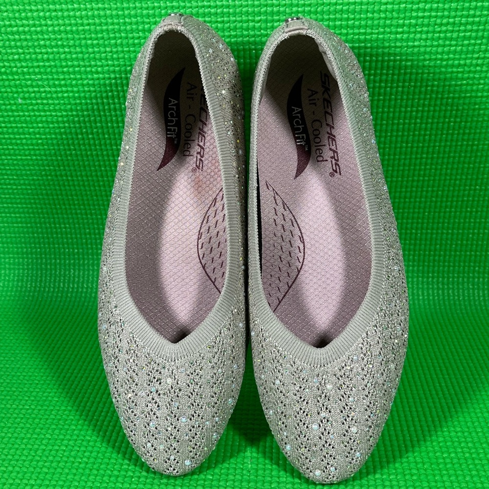 Skechers Cleo 2.0 Taupe Glitzy Daze Ballet Flat (SN158527) Women's Size 8/EUR 38